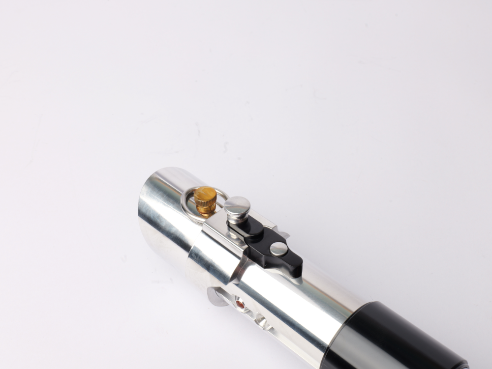 ELF Anakin AOTC Saber (Empty Installable Saber)