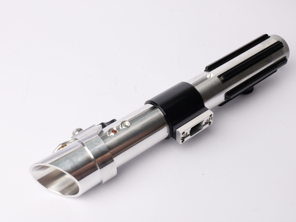 ELF Anakin AOTC Saber (Empty Installable Saber)